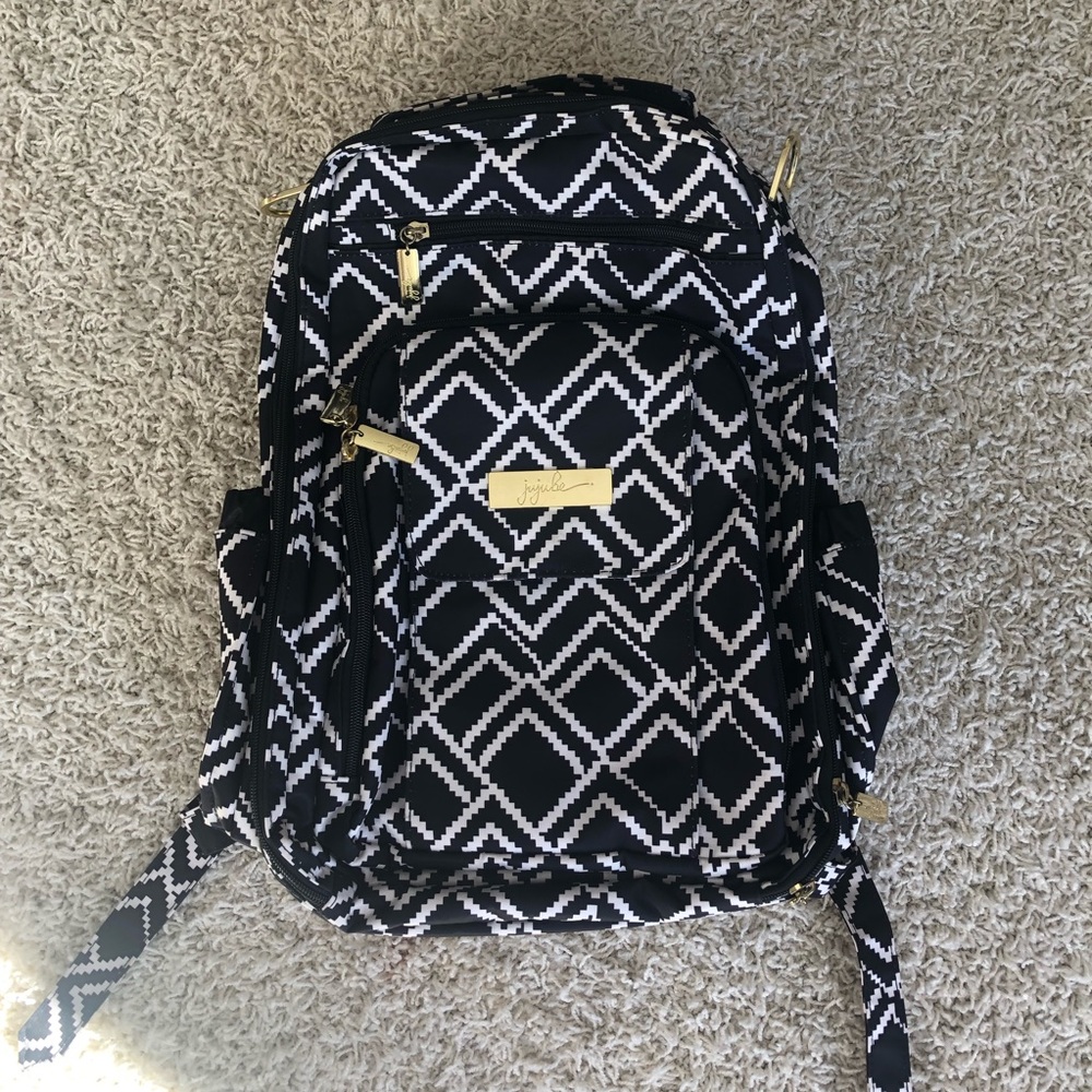 JuJube Be right back baby bag back pack!